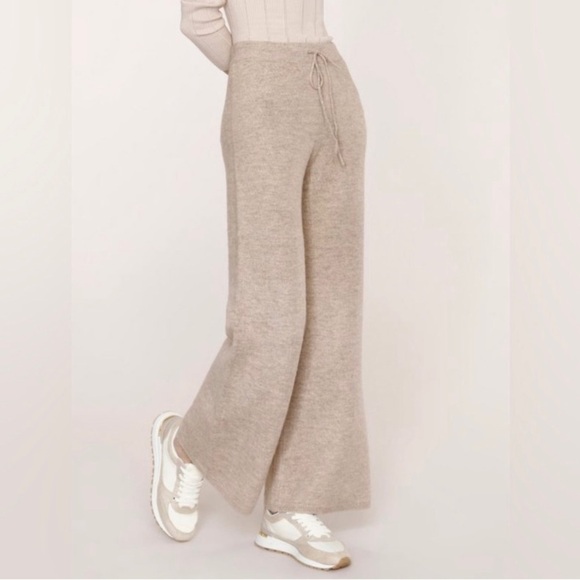 Heartloom Soft Pants - Picture 1 of 6